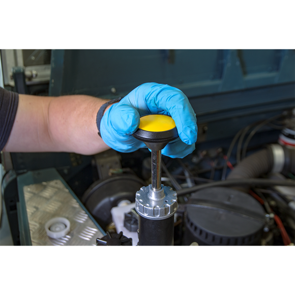 Sealey Car Brake & Clutch Bleeding System Kit Bleed Tool 2.5L Fill Pump +Caps